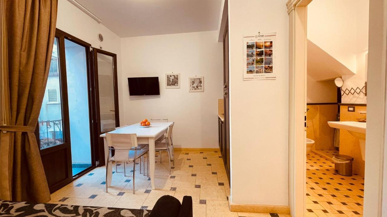 Il Bastione-Cefalu Holiday Apartments Exterior photo